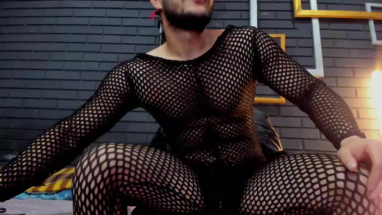 I had no choice, I had to give him my ass - video van TheIan26 cam-model