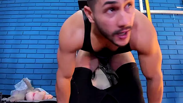 He loves my asshole - TheIan26 adlı kamera modelinin videosu