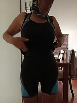 38- DOMI INSIDE Cum