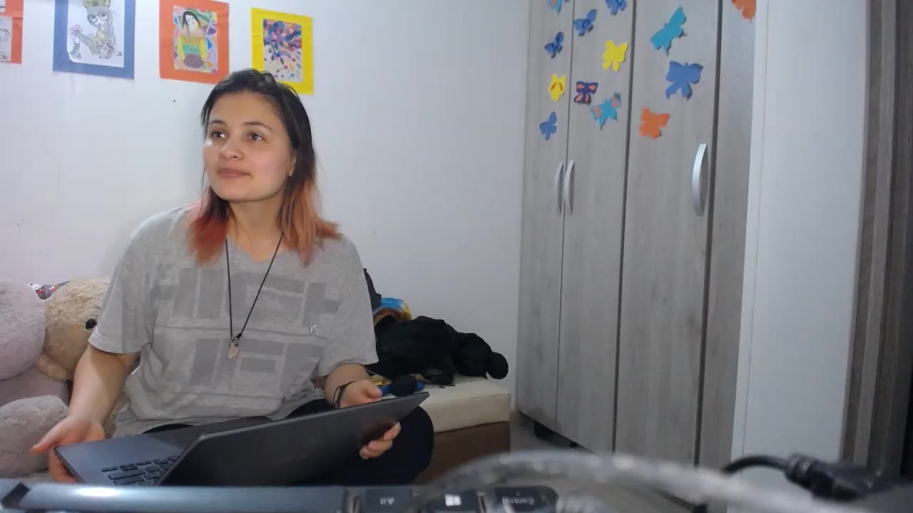The living room of my house was the best to fuck - فيديو من Mia_davis01 موديل الكام