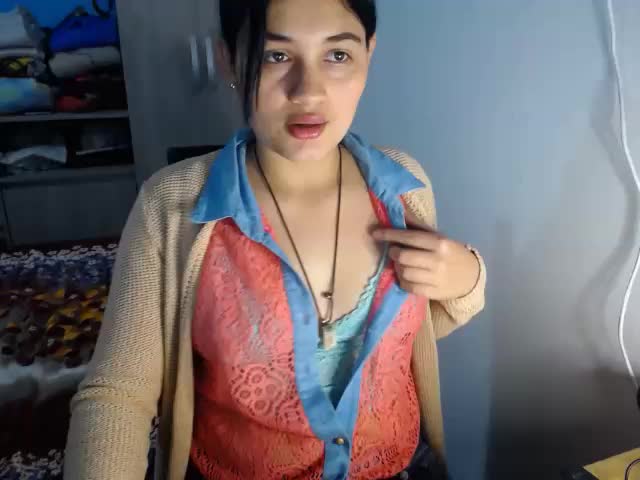 fingers in pussy enjoy with me - video av Mia_davis01 cam-modell