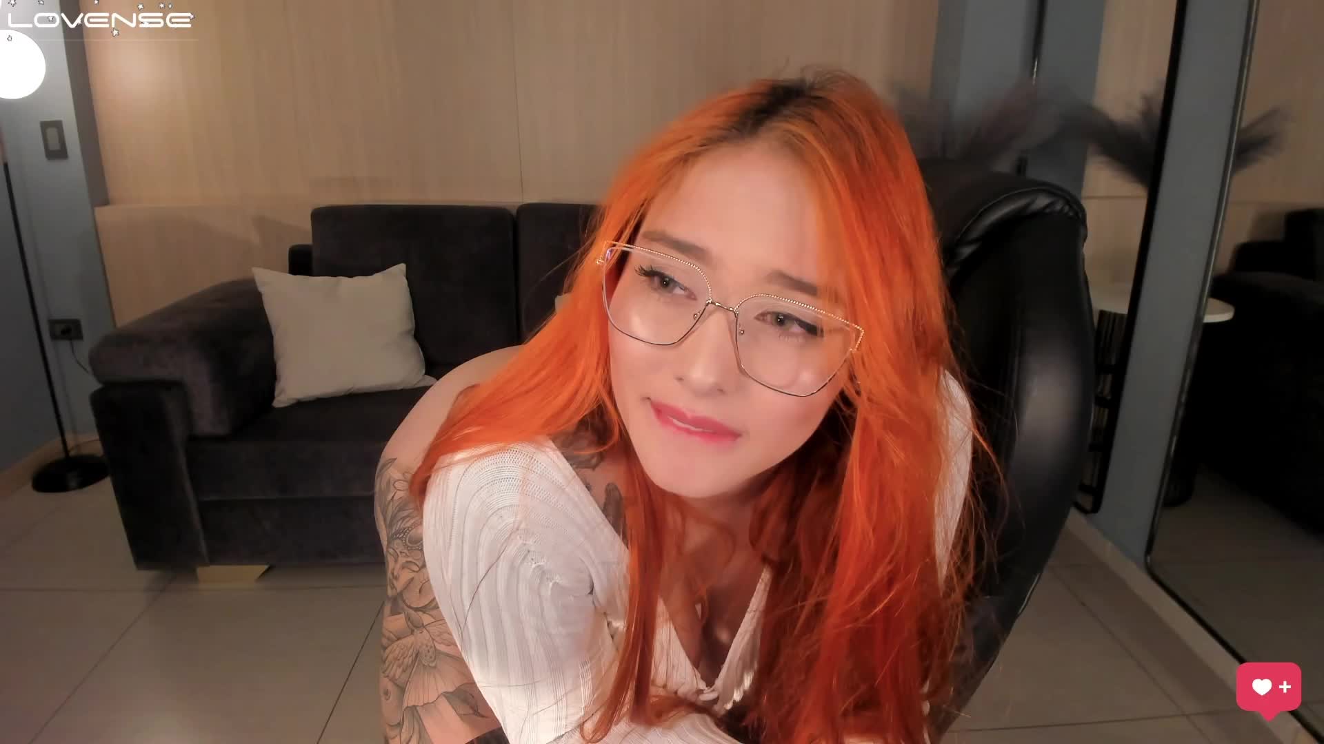 Hey! - video by Tulipa_ cam model