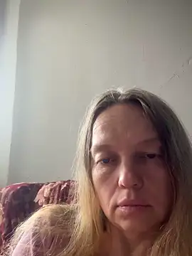 Fully naked mature body show/Masturbation/Wet hair pussy open wide close up! - video di Suzanele modella di cam