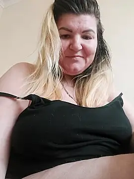 [13 Jan 15:18] Private Show - VeronikaBless主播的视频