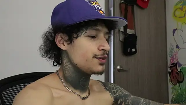 put it in your mouth!  🍆👅 - video by trieone cam model