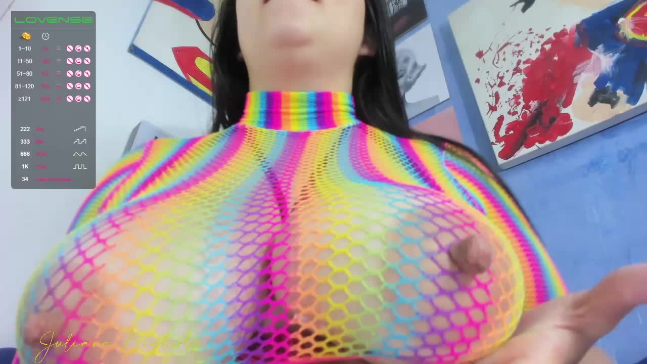 PLAY NIPPLES SOOO CLOSE TO CAM - video by Juliana_bigboobs cam model