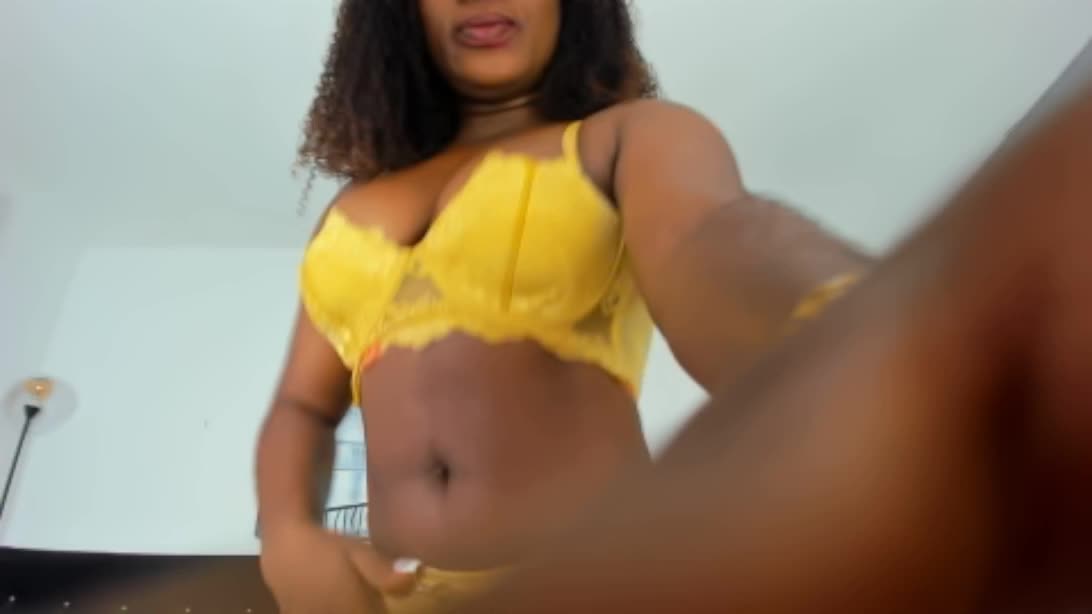 [26 Feb 18:00] Private Show – video od webkamerové modelky cristaaalclocks1