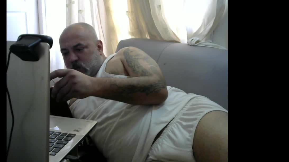 [13 Feb 14:02] Private Show – video od webkamerové modelky husoizmir