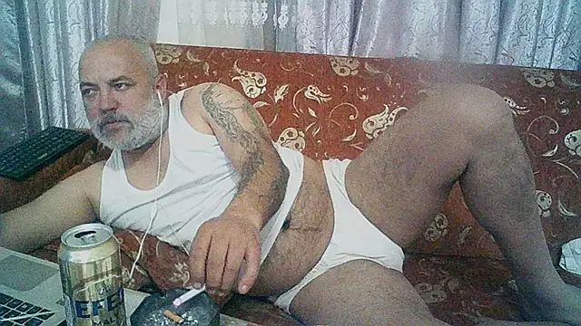 [11 Mar 23:06] Private Show – video od webkamerové modelky husoizmir