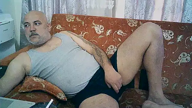 [15 Apr 16:15] Private Show - video by husoizmir cam model