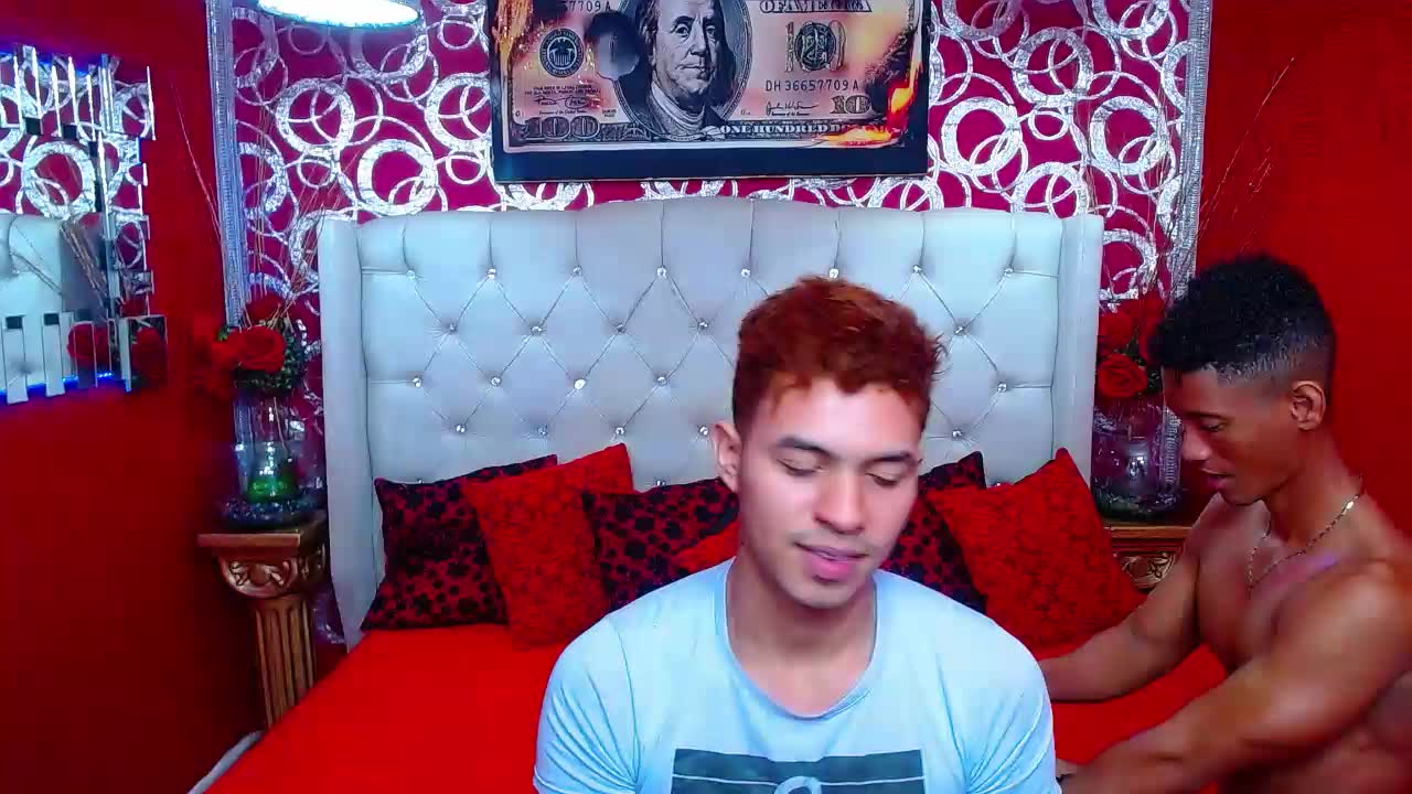 [21 Jun 07:23] Private Show - فيديو من PEINBOYS موديل الكام