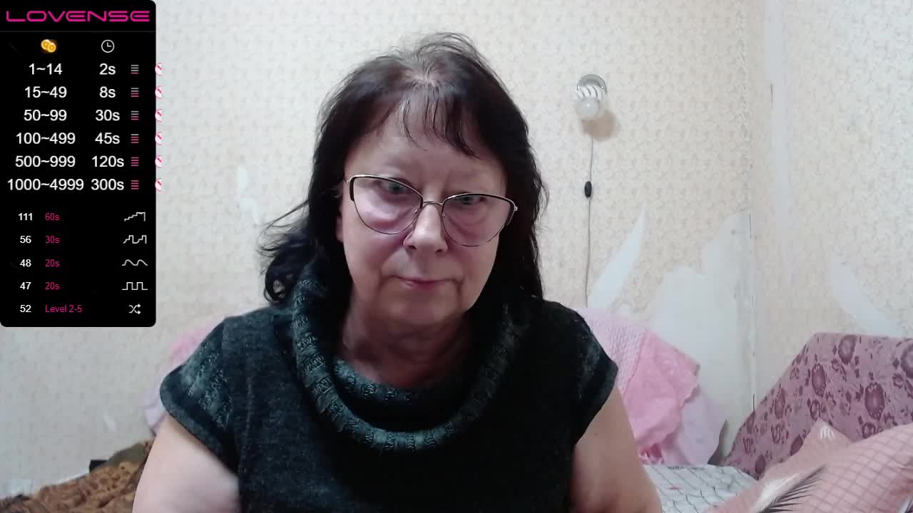 Fuck pussy dildo [3 Oct 02:20] Private Show - video by Lady_Mature cam model