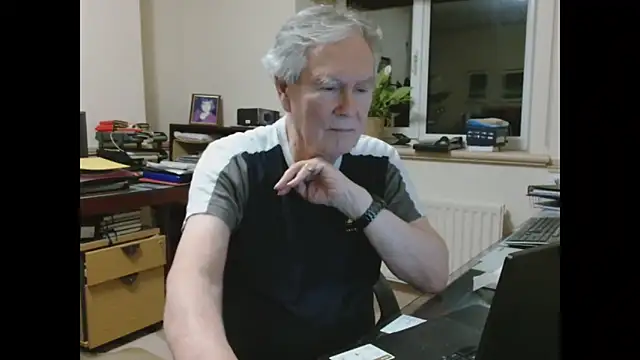 alan doing ] Private Show — filmik alan_inlondon, modela(-lki) na kamerkach