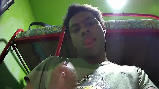 My hairy and playing cock – video af Walltaz cam-model