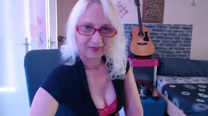 Lovely curves - 視頻由 Ala-N-Dala 主播提供