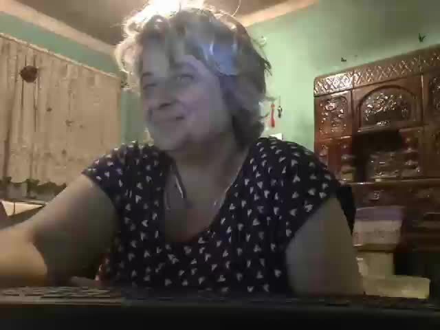 #hotass, #dildo, #cum - vídeo de ExquisiteMature modelo de câmara