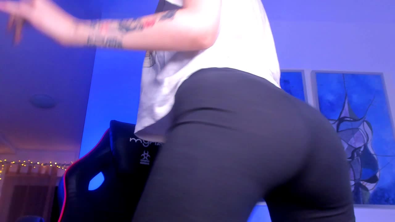 [4 Oct 02:44] Private Show - 視頻由 YourBabyPearl 主播提供