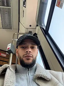 BBC FLASH IN TRAIN SHEE SEE - วิดีโอโดย Lionayowe โมเดลแคม