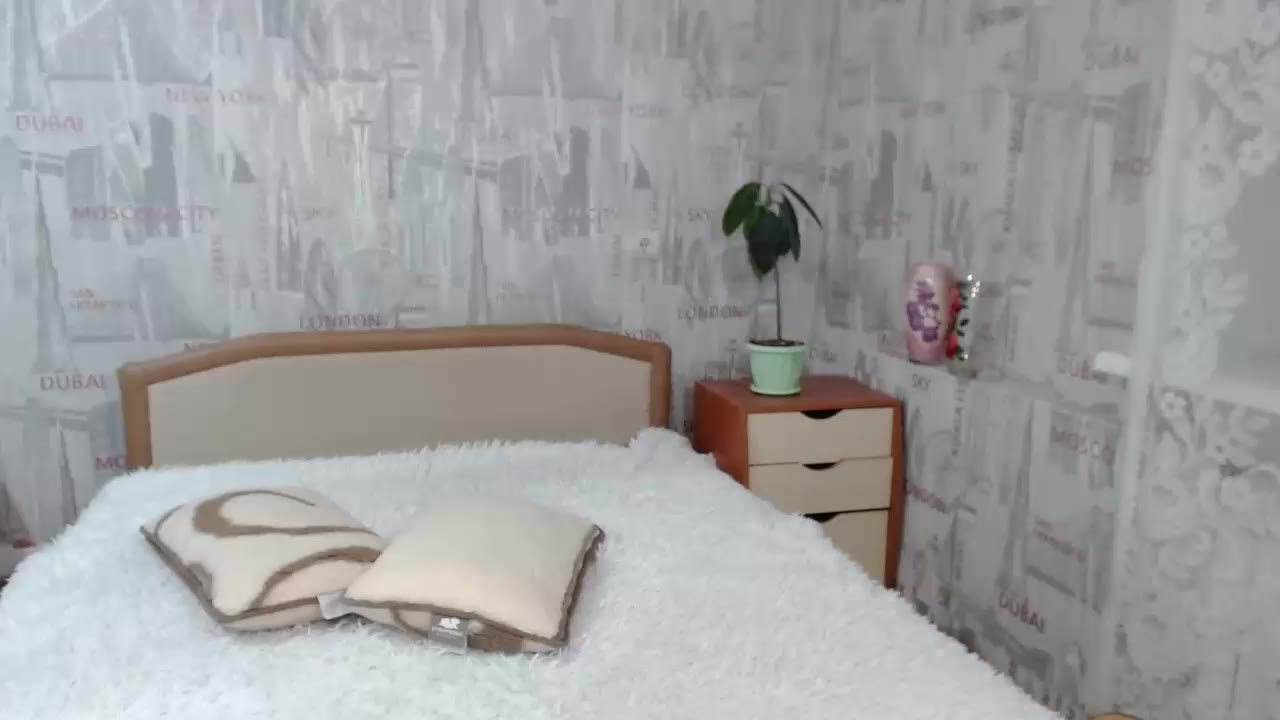 Naked dance and squirt - ক্যাম মডেল GinaQSoul-এর ভিডিও