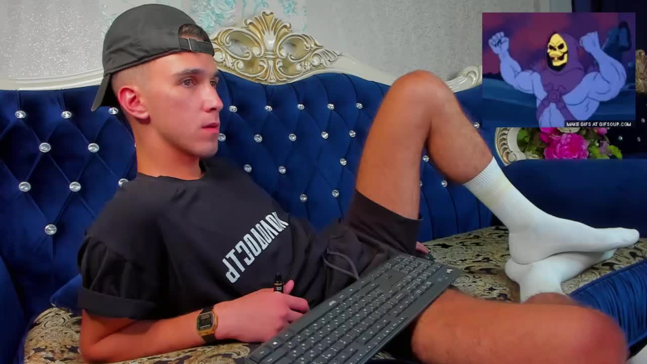 Lattavio Cam Model Profile | Stripchat