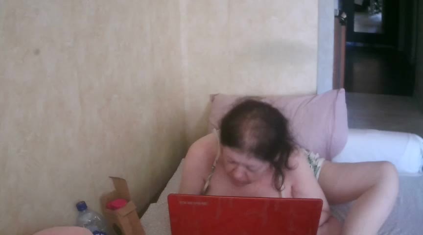 in all holes – видео вебкам-модели Afalina