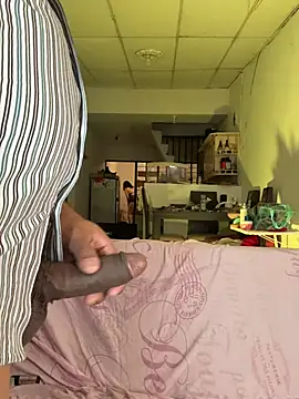 French kiss and fingers in pussy - video Sharoncrazy_1 kameramallilta