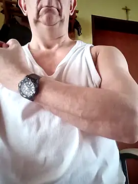 [30 Mar 13:19] Public Show training - video di bigcock_marusz modella di cam