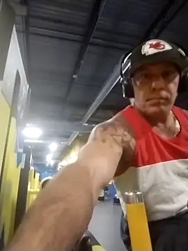 [2 Oct 04:16] Public Show - video by AceticPinscher cam model