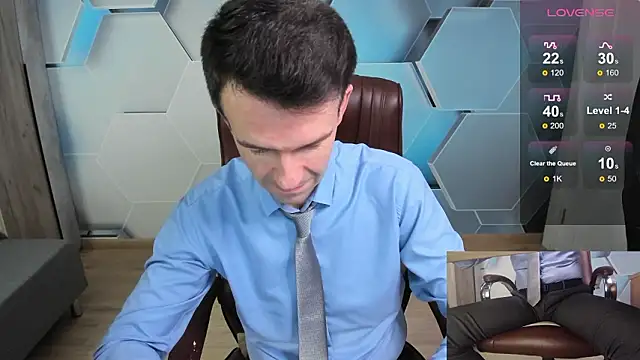 Private Show Strip.posing.anal.precum - SteveTiger 캠 모델의 동영상