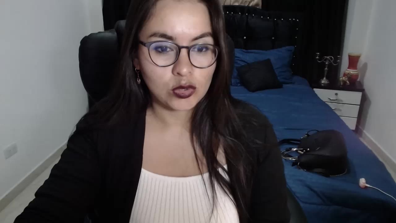 a bit of everything - video by Ixchel_Anaid cam model