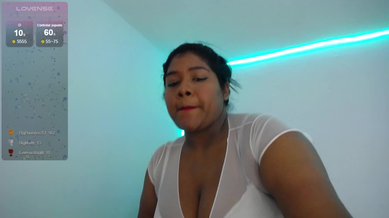 squirt - video by paola091 cam model