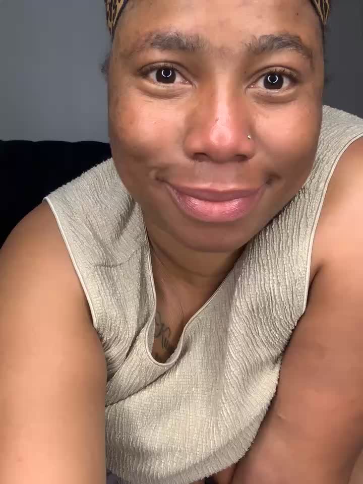 [25 Jul 05:24] Private Show - 視頻由 CurvyDesire1 主播提供