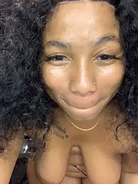 [20 Sep 14:42] Private Show - CurvyDesire1 캠 모델의 동영상