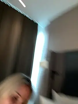 DOUBLE DILDO FUCK SQUIRT LESBIAN BAMBIXBOO – video af jasminesummer cam-model