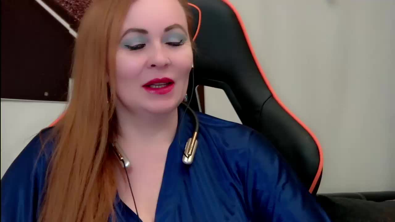 [26 Sep 11:53] Private Show wet pussy close-up, double penetration - ক্যাম মডেল FreeMyFire-এর ভিডিও