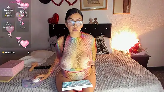 [21 May 01:10] Private Show - video oleh model kamera Silver_Lovee