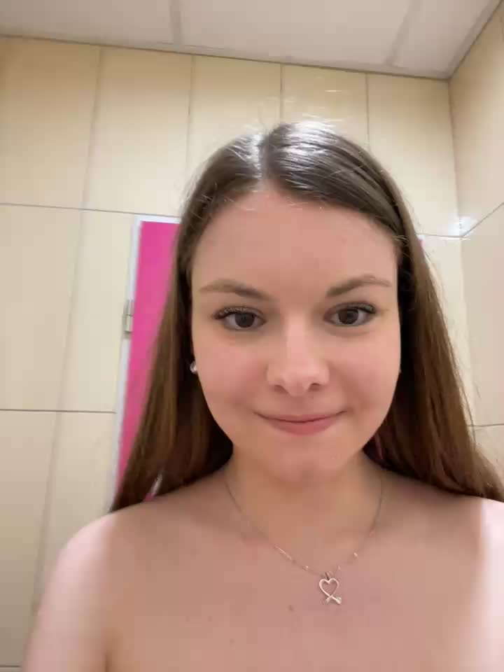 [6 May 19:10] Private Show - ক্যাম মডেল AnnaSweet18-এর ভিডিও