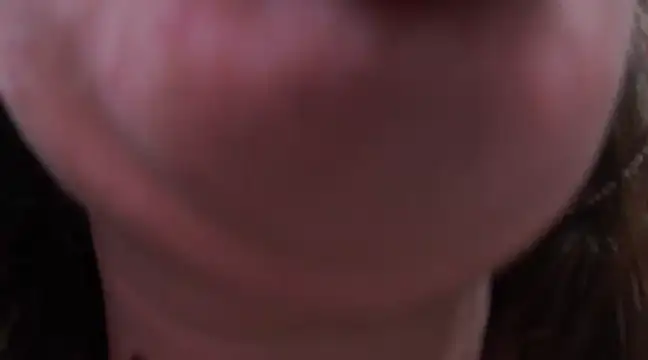kisses, long tongue asmr kiss - video di piticaforever modella di cam