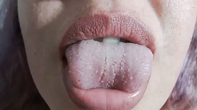 lips, tongue flick, kiss, mouth , spit