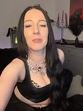 Leder Leggings Lady (+ Dildo fick + Blasen) - vidéo du modèle de showcams Trixie-Tainted