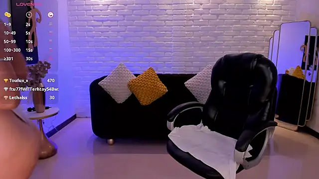 hot - video di MorganHicks modella di cam