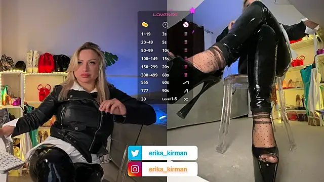 hot babe with big tits and pierced nipples fills her deaper completely and plays with her pussy - video Erika_Kirman kameramallilta