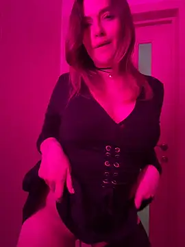 Masturbation in bathroom cafe - video CrazyTori kameramallilta