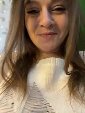 a striptease and hot pussy play in the back of the cafe - video CrazyTori kameramallilta