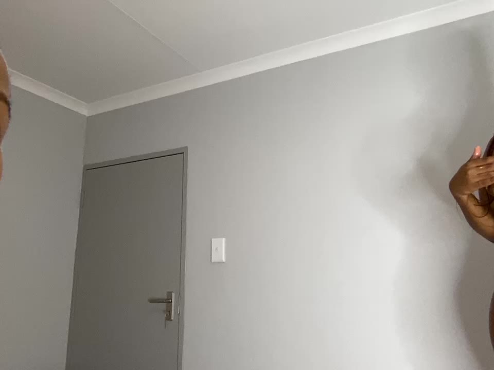 [28 Oct 17:38] Private Show - ক্যাম মডেল MissLola27-এর ভিডিও