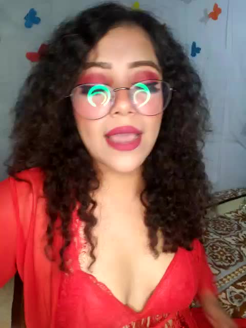 [5 Aug 23:53] Private Show – video od webkamerové modelky DORYY