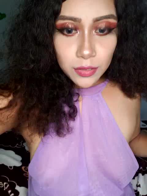 [19 Aug 00:22] Private Show – video od webkamerové modelky DORYY