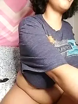 [6 Jul 01:47] Private Show - vídeo de la modelo de cam TasteeKitty