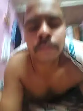 [19 Nov 11:06] Private Show - video di Vickyrajput009 modella di cam