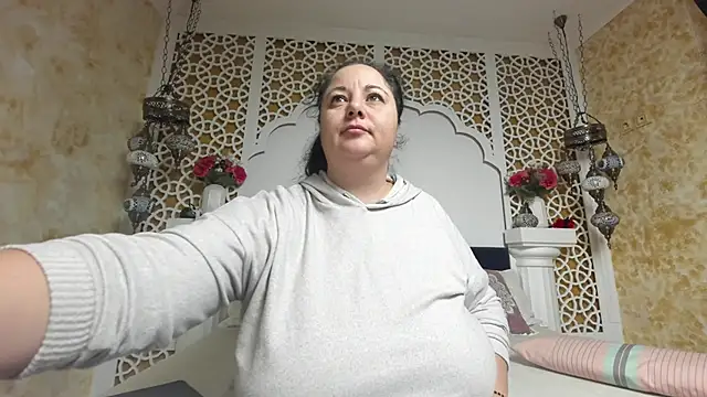 play tits